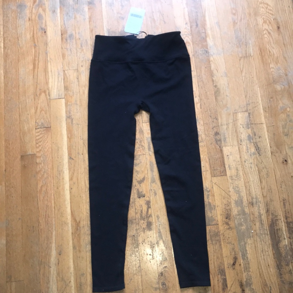 FABLETICS BRAND NEW LEGGINGS
